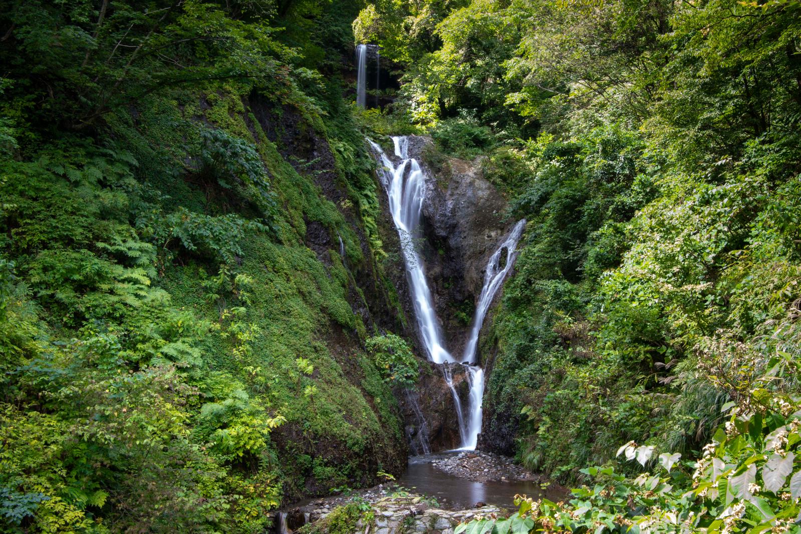 Bongnae Falls